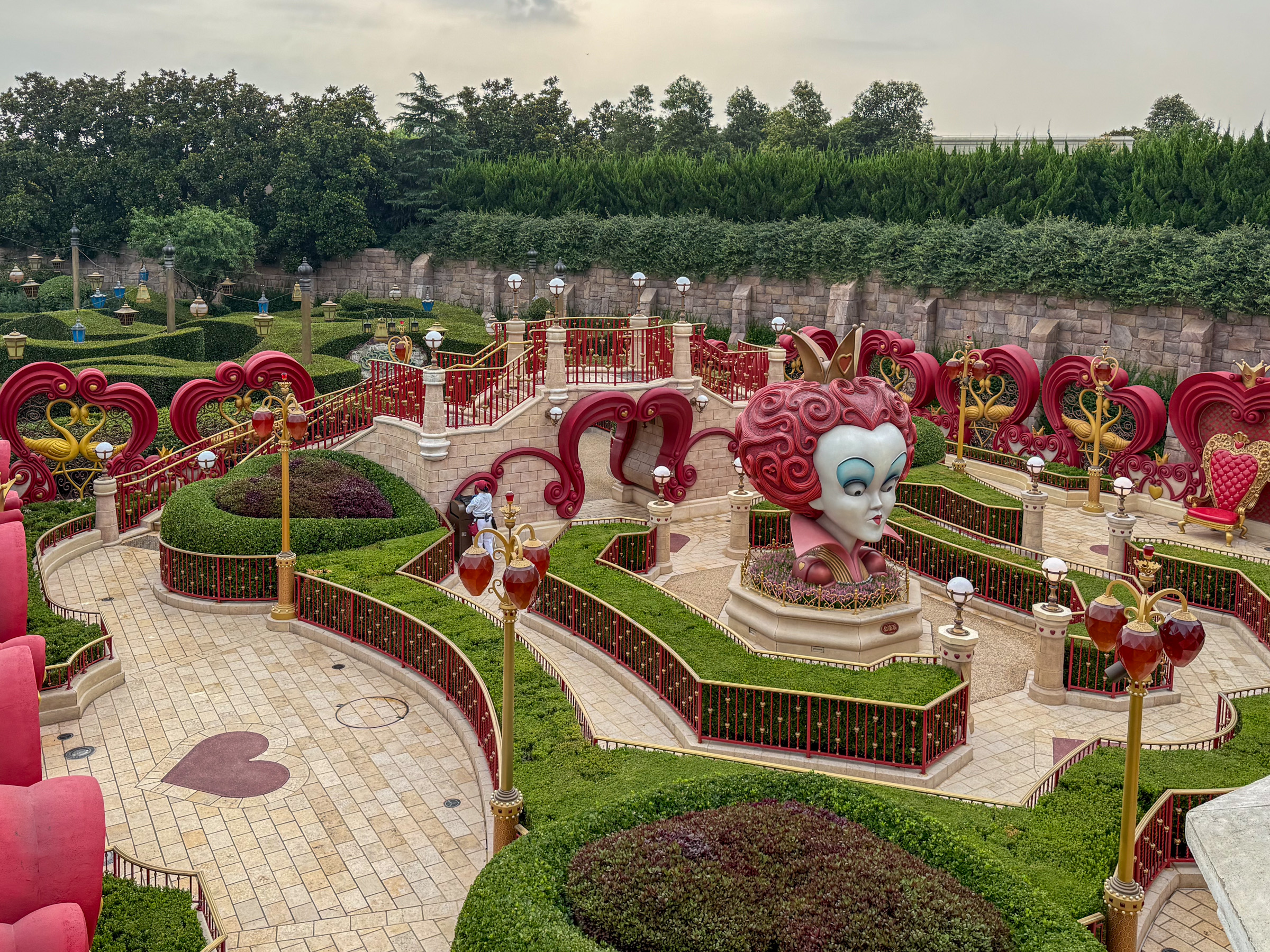 Photo of Alice in Wonderland Maze