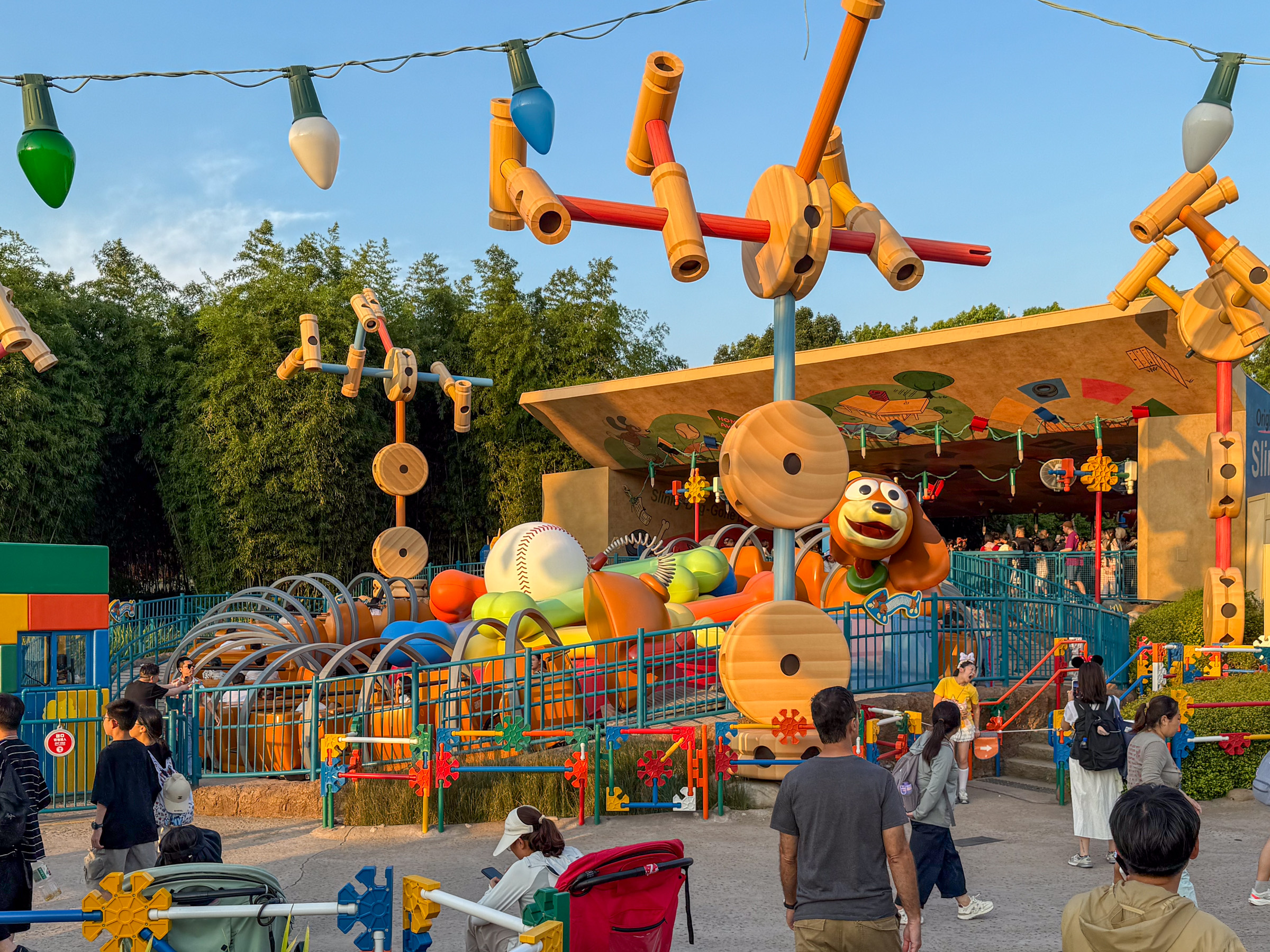 Photo of Slinky Dog Spin
