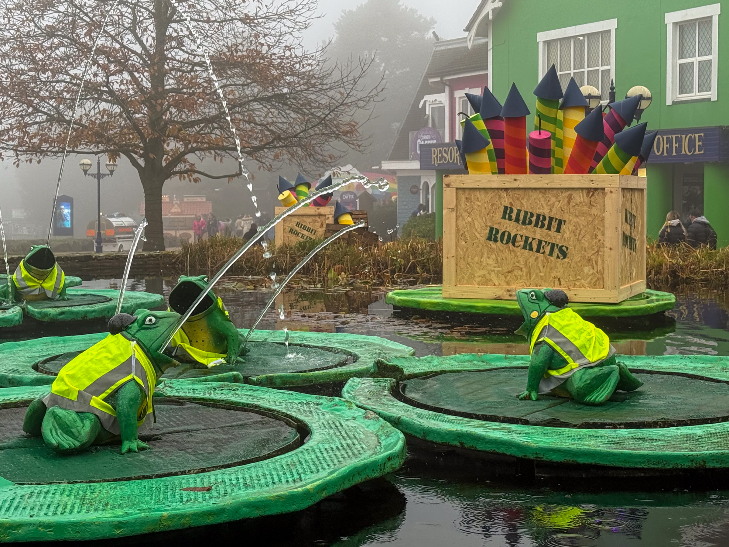 Primary photo for Alton Towers Resort (Fireworks 2025) (9th Nov 2025)